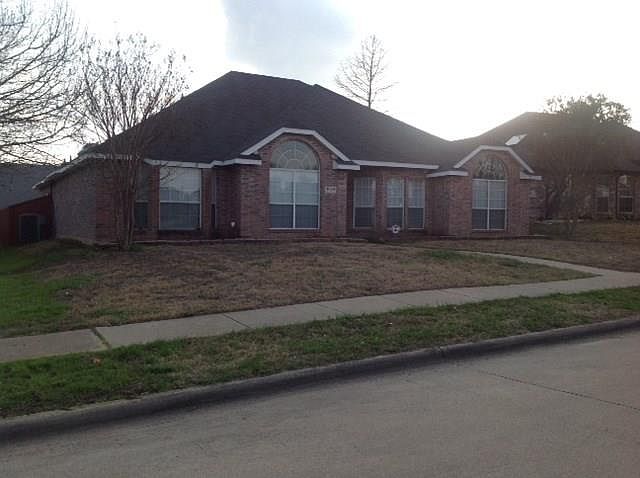 1st image of 708 Elm Falls Pl