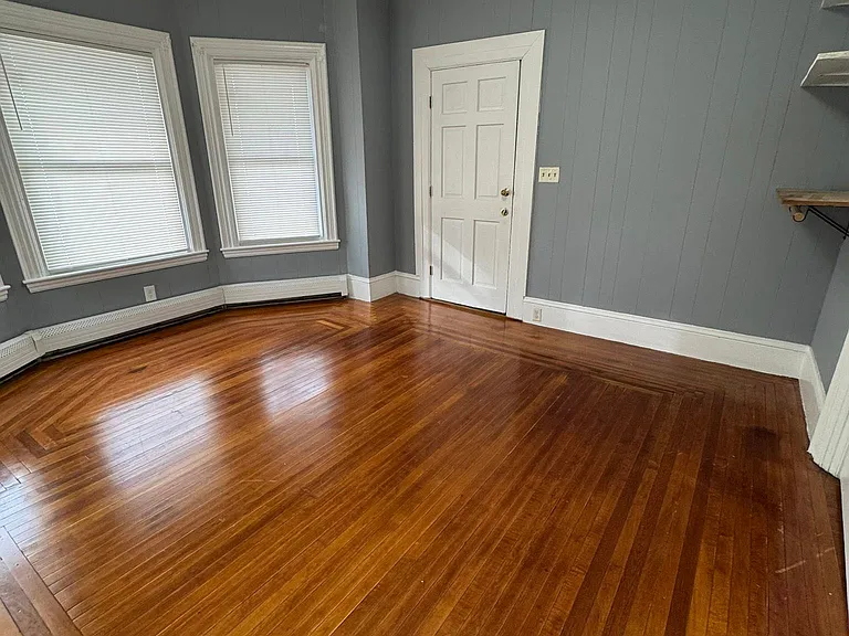 166 Purchase St #1 — Photo 7