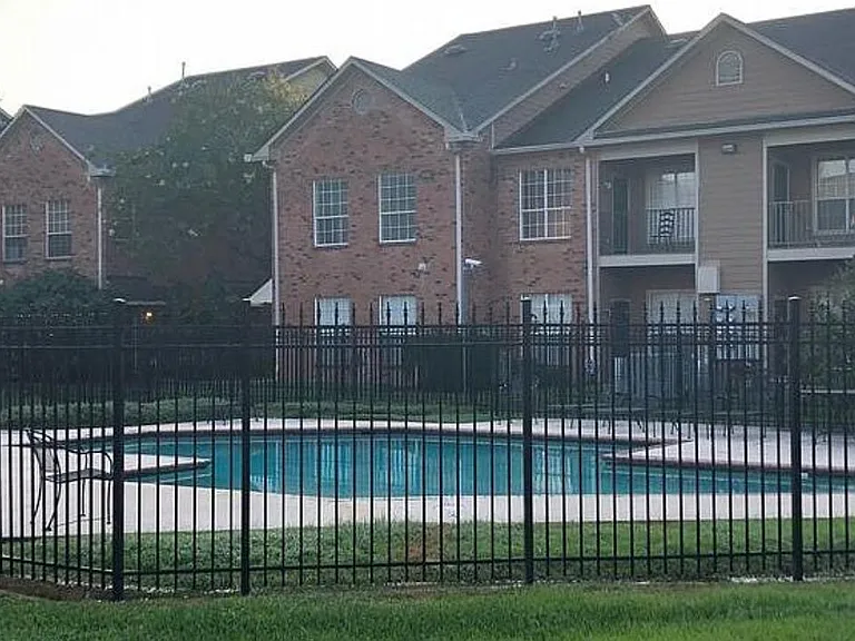 141 E Boyd Dr #307 — Photo 1