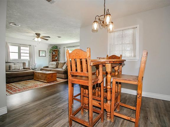 4th image of 7420 Davenport Ave