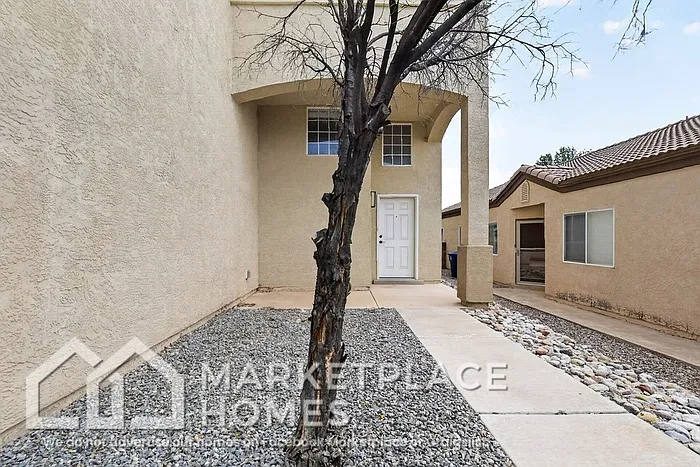 10227 Cristalino Rd SW — Photo 3