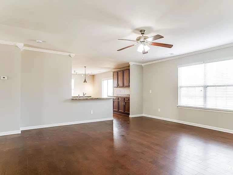 1408 Glenwater Dr — Photo 6