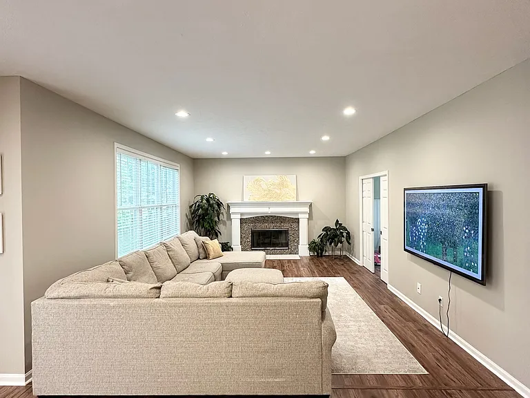 234 Grayfield Ct SE — Photo 9