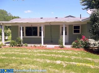 1128 S 2nd Rd, Douglas, NE 68344