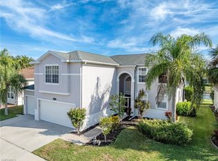 320 Spider Lily Ln, Naples, FL 34119