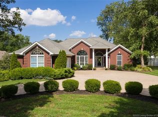 227 Bartholomew Blvd, Jeffersonville, IN 47130