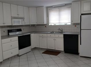 461 Old Stamford Rd, New Canaan, CT 06840