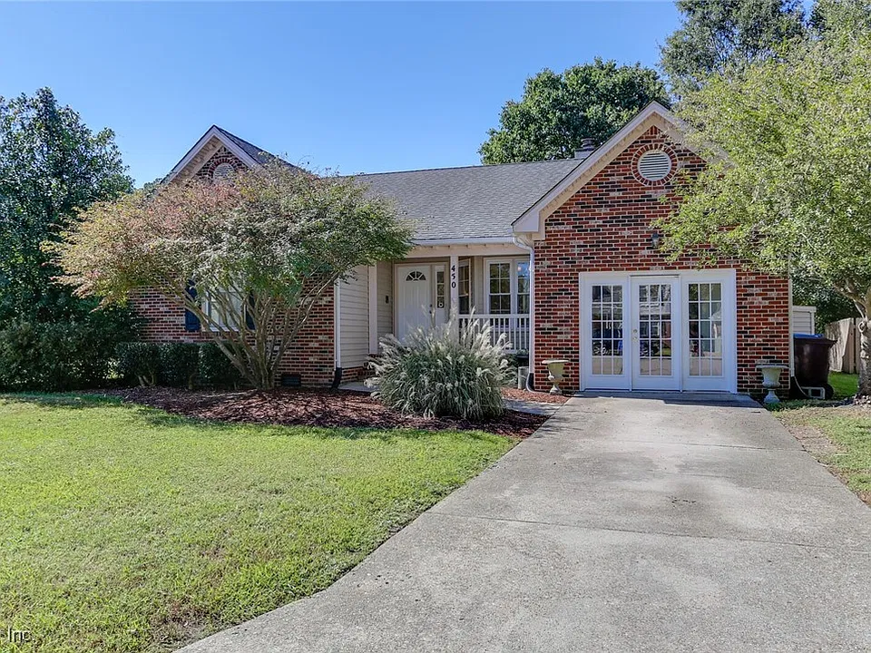 450 Supplejack Ct