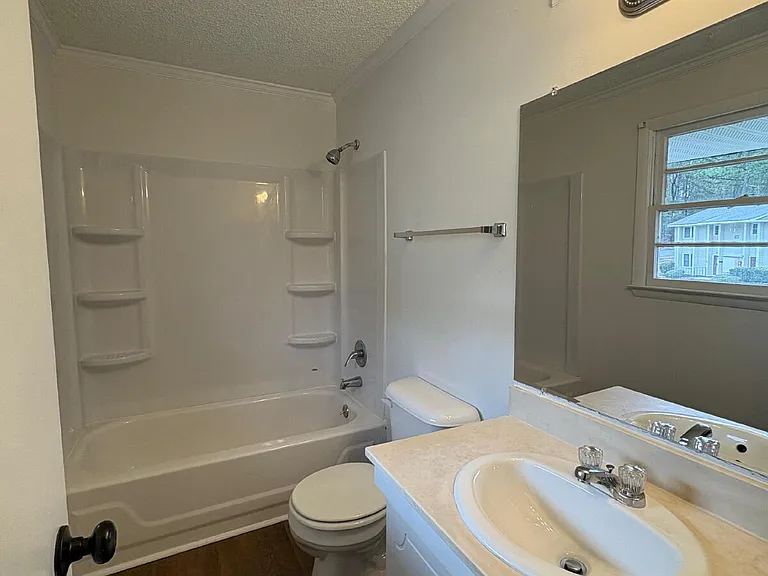 571 Winding Creek Rd #F — Photo 20