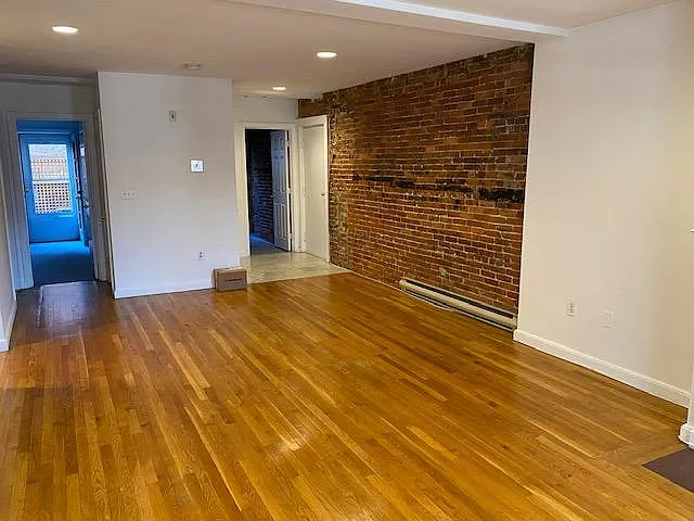 1753 Washington St #8 — Photo 8