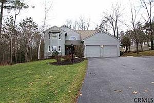 1st image of 31 Orchard Park Dr