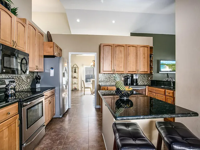 6557 Burnham Cir — Photo 9