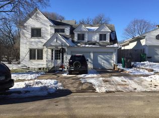 502 1st St SW APT 1, Austin, MN 55912