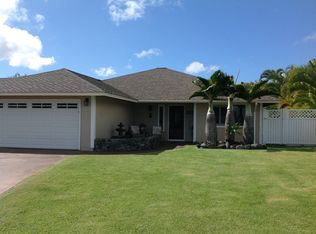 256 Puumakani St, Kahului, HI 96732
