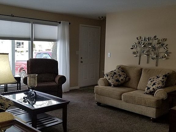 2nd image of 769 Meadowbrook Dr