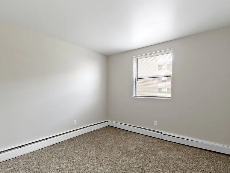The Courts Apartment Homes — Photo 36