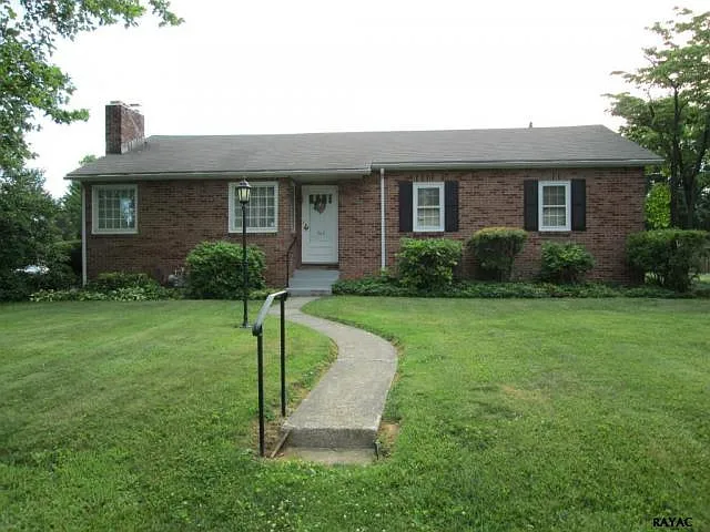 360 S Kershaw St photo 1