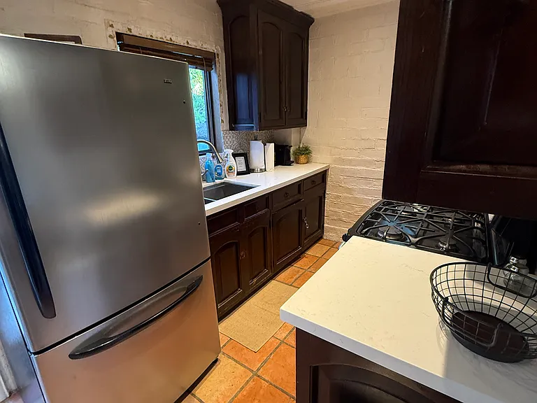 Kitchen Vew
