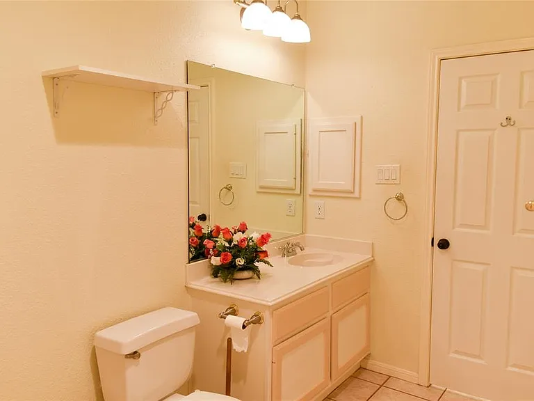3215 Quiet Lake Dr — Photo 12
