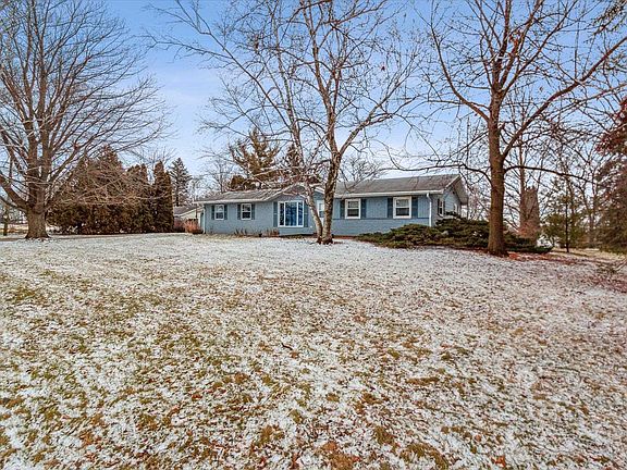 4th image of 15913 W County Road C