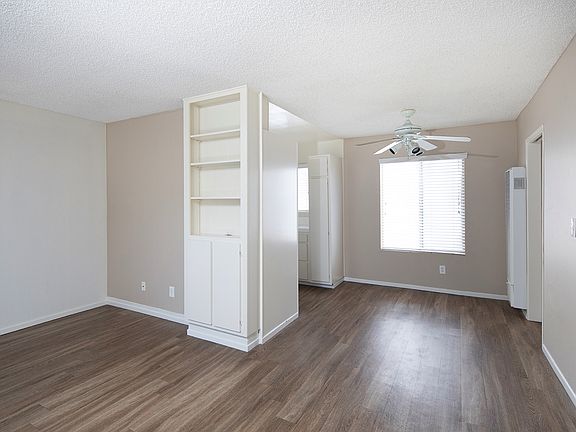 4th image of 4015 Haines St APT 9