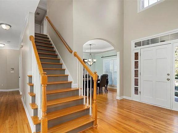 Elegant entrance