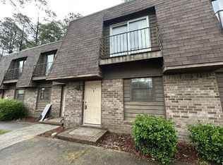 905 W Pine St APT B, Hinesville, GA 31313
