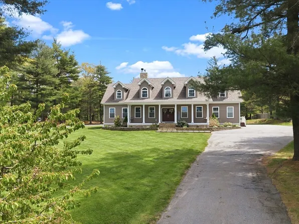 35 High St, Assonet, MA 02702