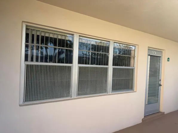 201 Cambridge I, West Palm Beach, FL 33417