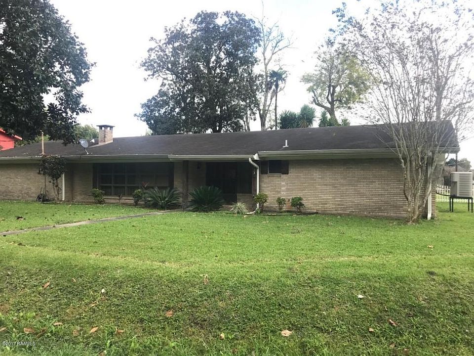 1st image of 2713 Curtis Dr