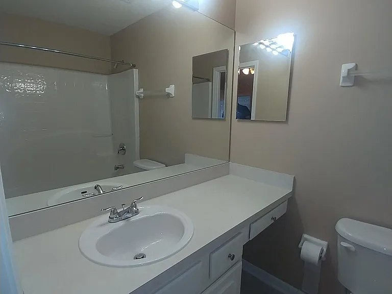 3528 Twisted Tree Ln — Photo 10