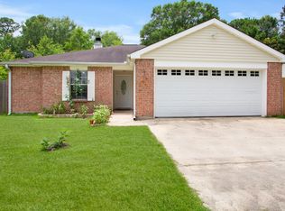 6305 Dove Ln, Ocean Springs, MS 39564