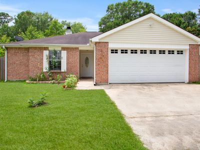 6305 Dove Ln, Ocean Springs, MS, 39564