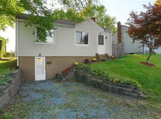 502 Cedarhurst Dr, North Versailles, PA 15137