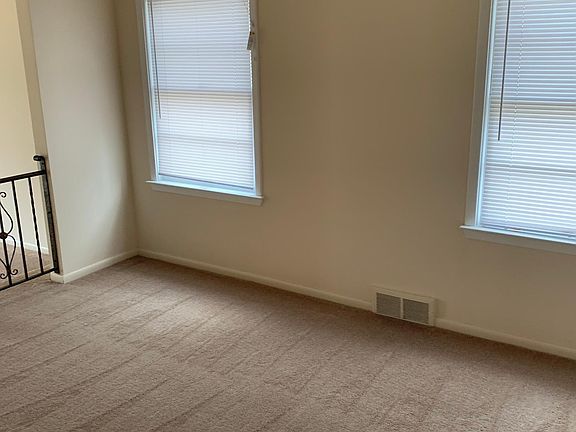 Looking right from the 1st picture in dining room