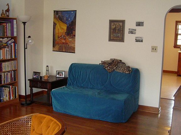 4th image of 1115 Progress St NW #1