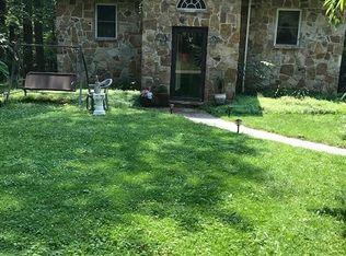 139 Lost Mount Ln, Rockwood, PA 15557