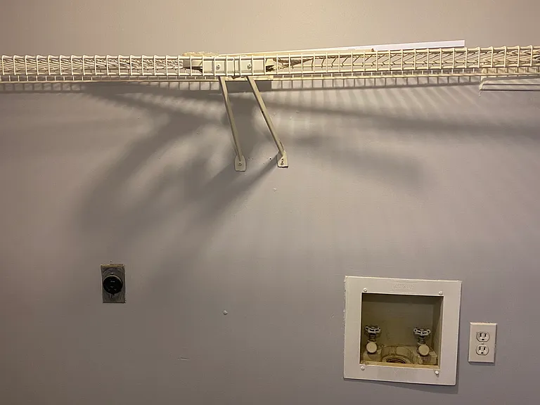 1599 Hill St #15 — Photo 4