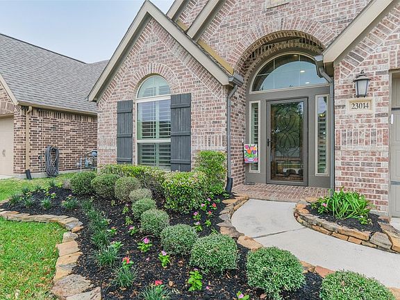 3rd image of 23014 Greystone Heritage Ln