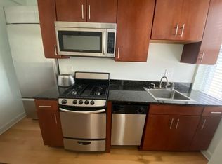 827 N State St APT 304, Jackson, MS 39202