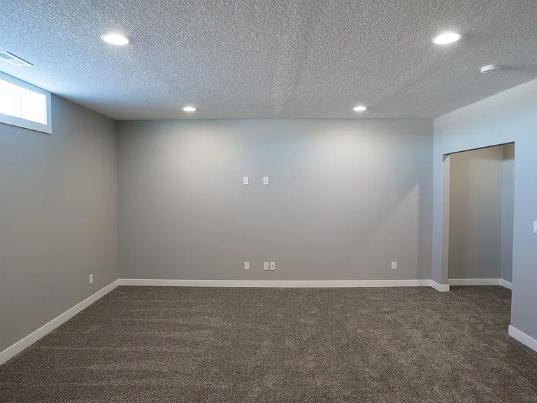 695 SE Tallgrass Ln — Photo 9