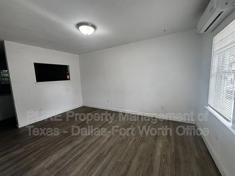 2223 Jb Jackson Jr Blvd — Photo 1