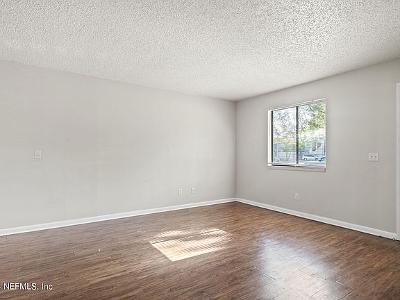 5th image of 5232 WESTCHASE Court