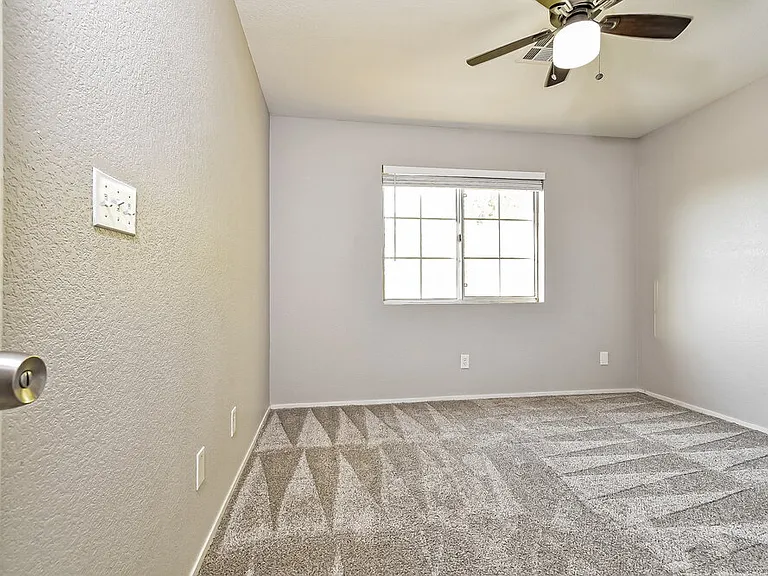 5044 Drifting Creek Ave — Photo 14