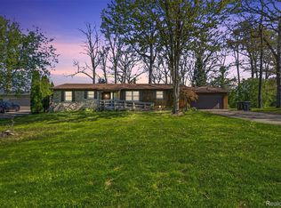 4191 McCandlish Rd, Grand Blanc, MI 48439