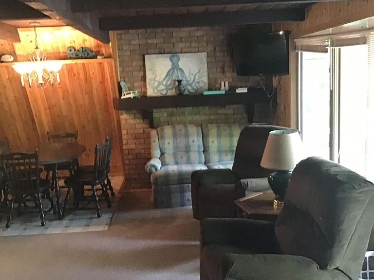 9662 Holt Park Rd — Photo 4
