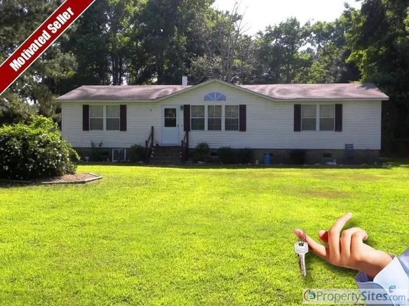 118 Dot Sears Dr, Grandy, NC 27939