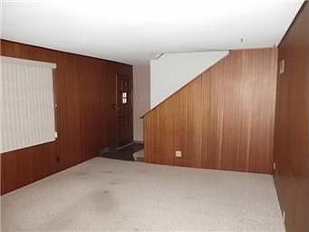 4th image of 10301 E 71st Ter