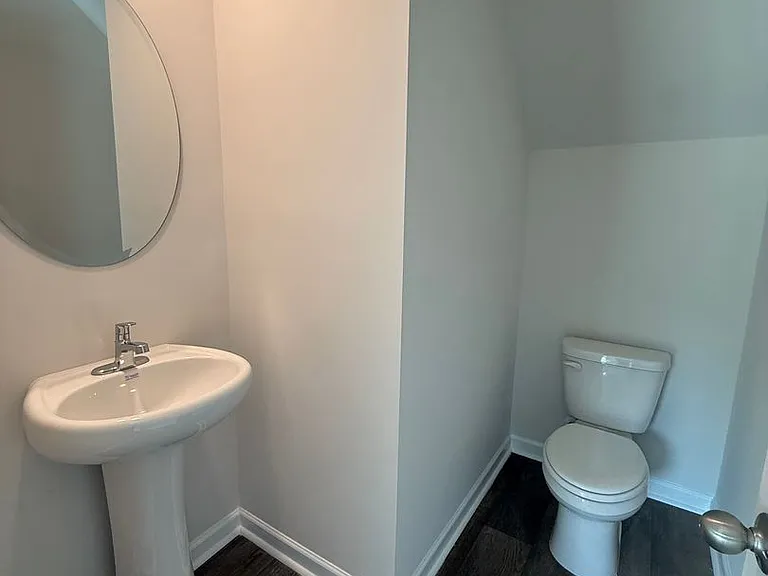 3913 Falcon Ct NW — Photo 3