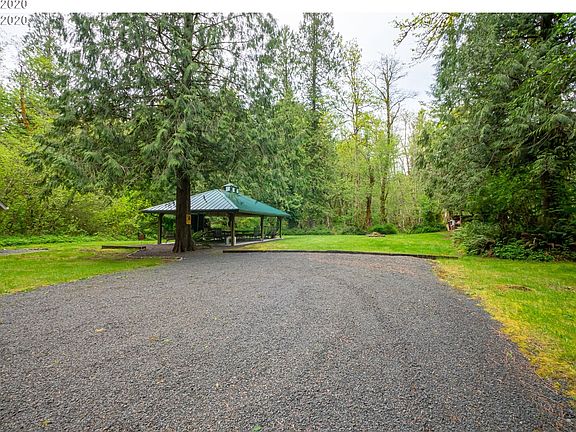 3rd image of 396 Harvest Ln